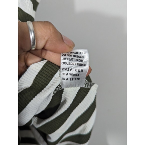 EUC Wishlist Green Stripe Relaxed Fit Tank Top Women Size S - Picture 5 of 6